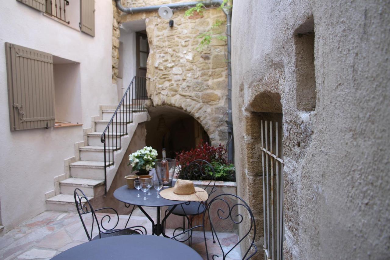 Le Passage Daire Lourmarin Dış mekan fotoğraf